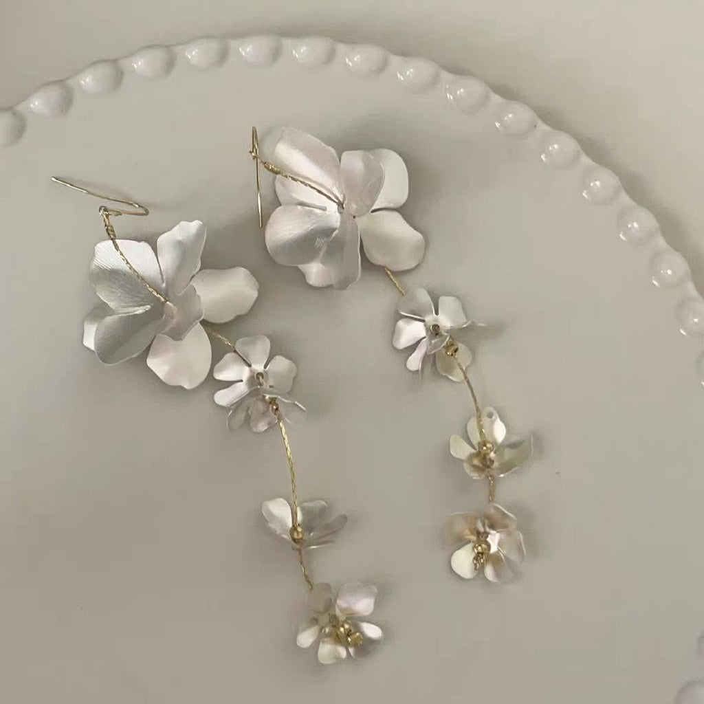 French Vintage Style Flower Tassel Earrings