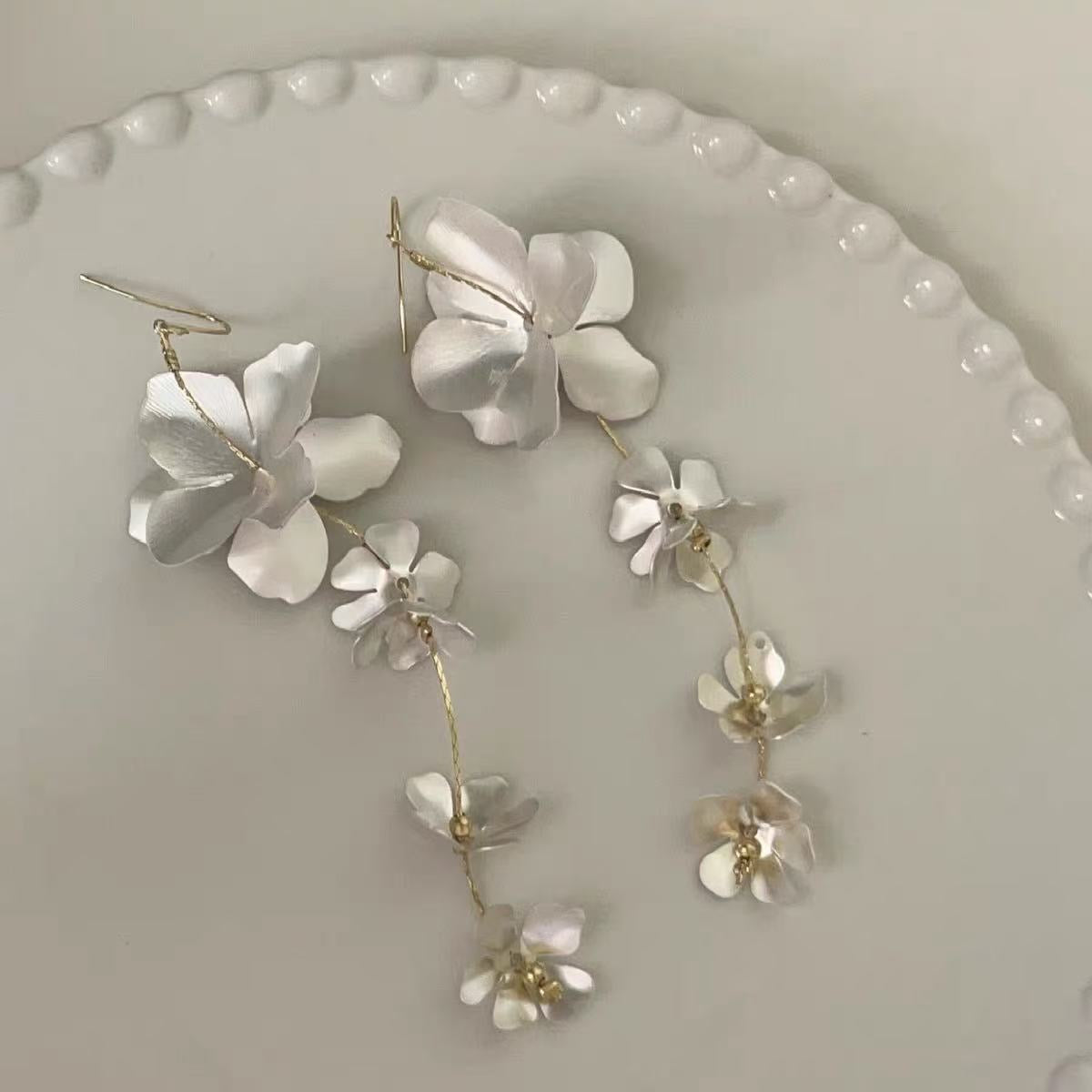 French Vintage Style Flower Tassel Earrings